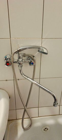 Установка смесителя (на готовые коммуникации)