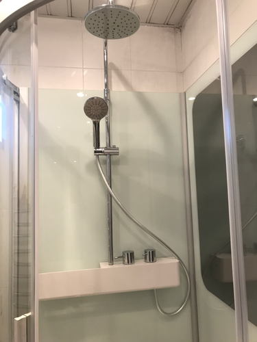 Установка душевой кабины без гидромассажа