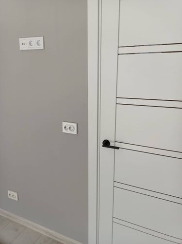 Установка межкомнатной одностворчатой двери с врезанной фурнитурой (2 и более шт)