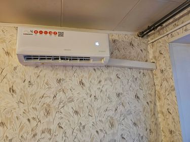 Установка сплит системы 7-9 kBTU (одноэтапный монтаж)