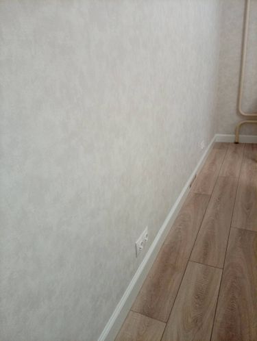 Монтаж деревянного/мдф плинтуса