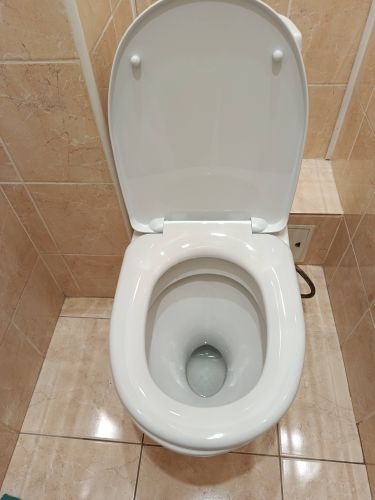 Установка напольного унитаза