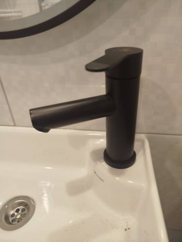 Установка смесителя (на готовые коммуникации)