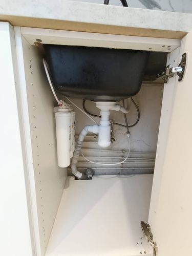 Демонтаж ящика кухонного гарнитура с сохранением Установка столешницы ДСП Установка газовой варочной поверхности