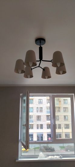 Установка люстры в сборке
