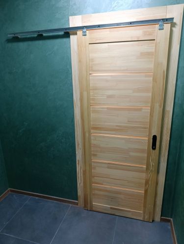 Установка межкомнатной одностворчатой раздвижной навесной двери без отделки проема