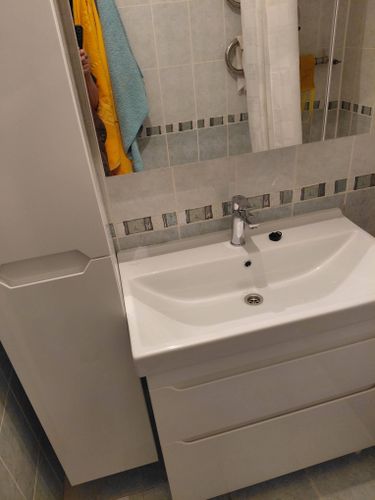 Установка комплекта: Тумба + Раковина + смеситель + зеркало