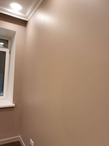 Снятие одного слоя обоев и клея с стен