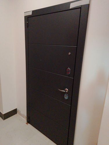 Установка входной двери весом до 95 кг