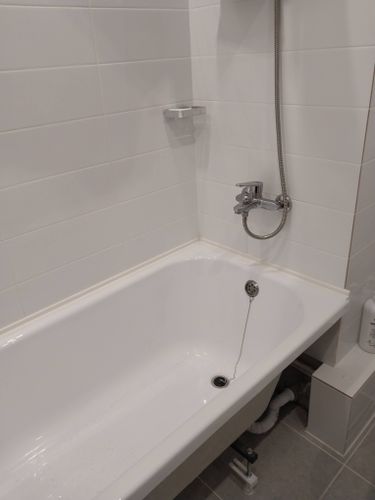 Герметизация ванны силиконом