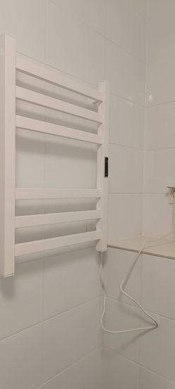 Монтаж электрического полотенцесушителя