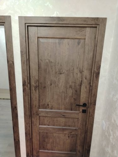 Установка межкомнатной двухстворчатой двери