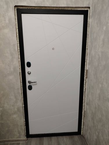 Установка входной двери весом до 95 кг