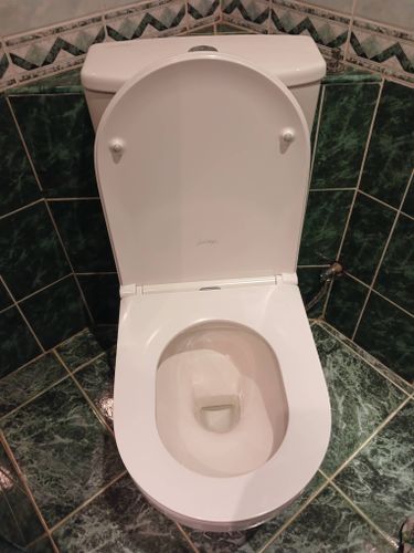 Установка напольного унитаза