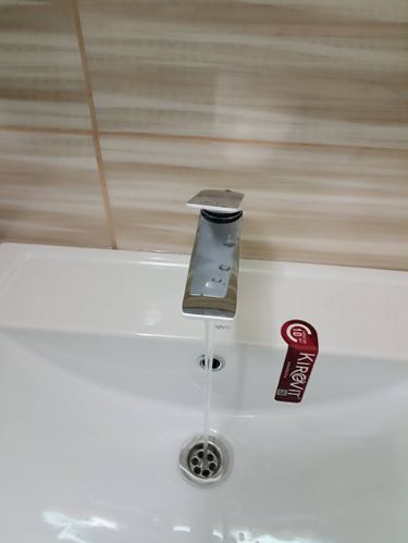 Установка комплекта: Тумба + Раковина + смеситель + зеркало