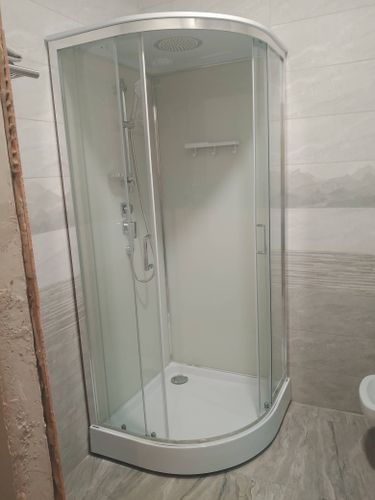 Установка душевой кабины шириной до 90 см