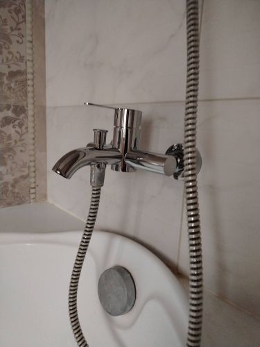 Установка смесителя (на готовые коммуникации)