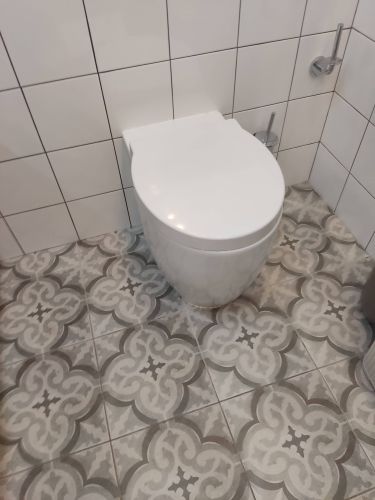 Ремонт бачка (запорной арматуры) подвесного унитаза