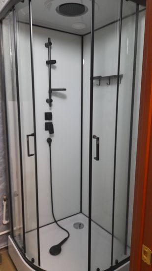 Установка душевой кабины шириной до 90 см