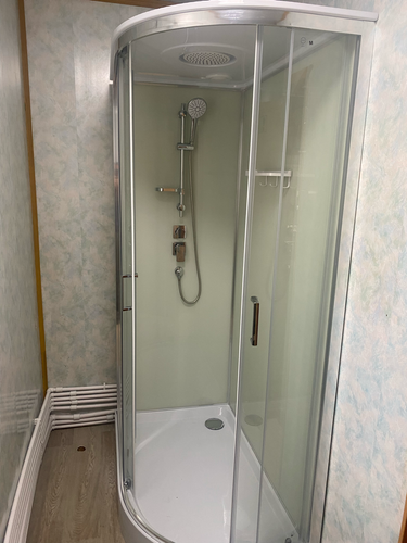 Установка душевой кабины шириной до 90 см