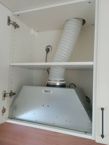 Прямой распил фальшпанели/фасада/полки Установка фальшпанели / заглушки