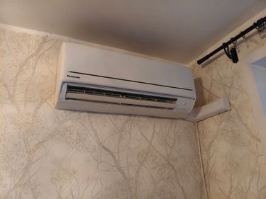 Установка сплит системы 7-9 kBTU (одноэтапный монтаж)