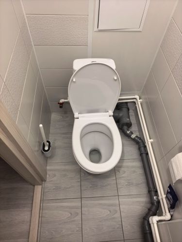 Установка напольного унитаза
