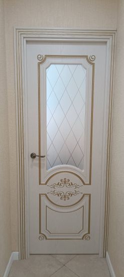 Установка межкомнатной двухстворчатой двери