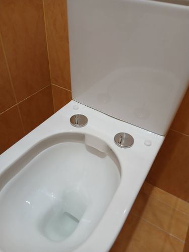 Установка напольного унитаза