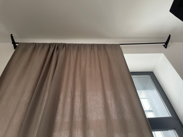 Установка декоративного карниза (одно, двух, трехрядный) длиной до 2,5  метров