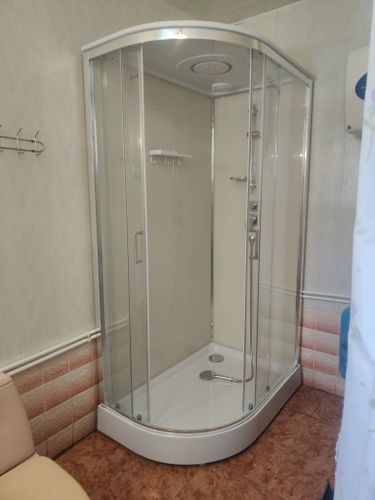 Демонтаж душевой кабины