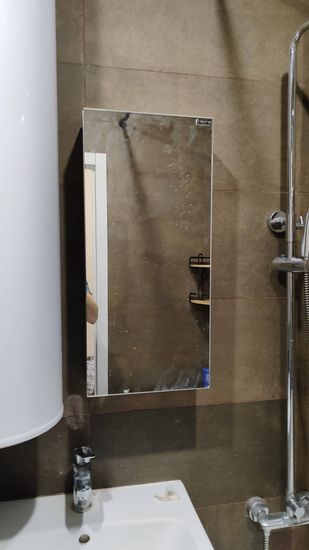 Сборка и навеска зеркального шкафа в ванной комнате