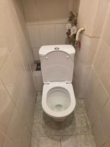 Установка напольного унитаза