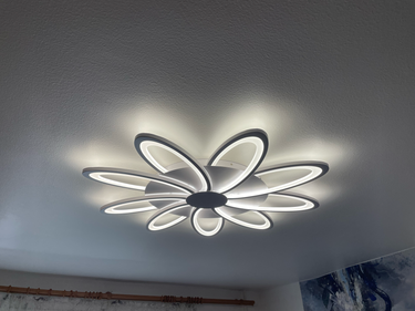 Установка люстры в сборке