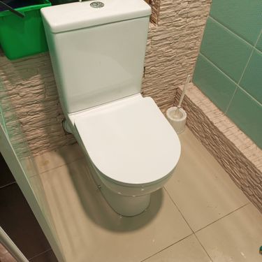 Установка напольного унитаза