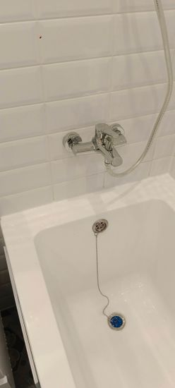 Герметизация ванны силиконом