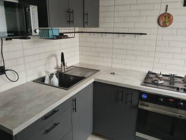 Демонтаж плинтуса столешницы без сохранения