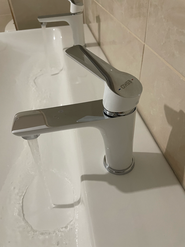 Монтаж водяного полотенцесушителя на готовую подводку (без подгонки)