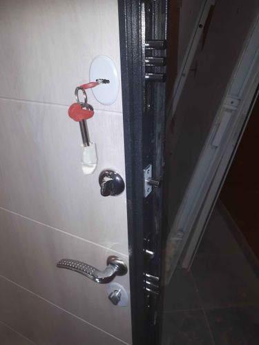 Установка входной двери