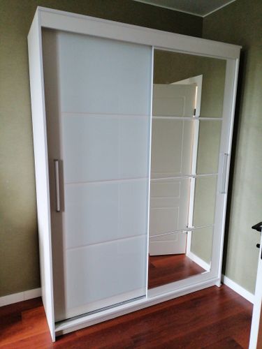 Сборка двухдверного шкафа-купе