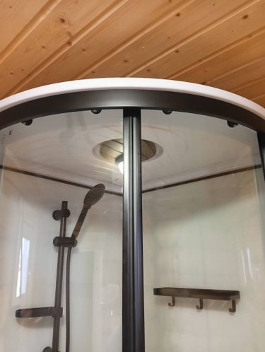 Установка душевой кабины шириной до 90 см