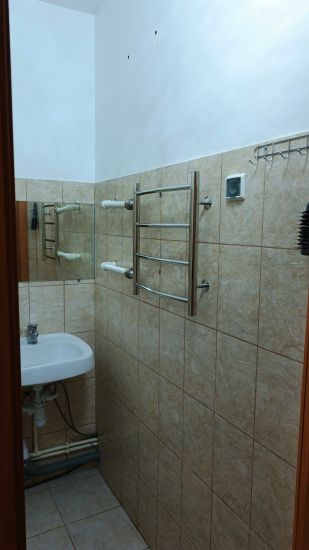 Монтаж водяного полотенцесушителя на готовую подводку (без подгонки)