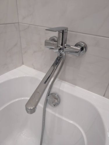 Установка смесителя (на готовые коммуникации)