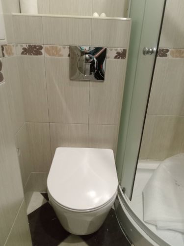 Установка подвесного унитаза (на готовую инсталляцию)