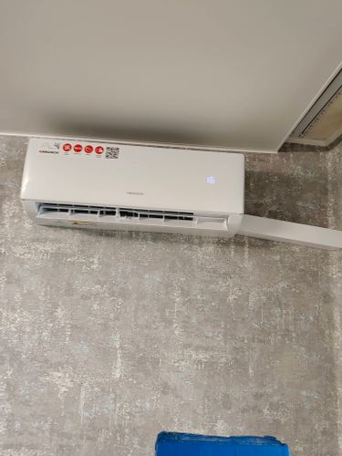 Установка сплит системы 7-9 kBTU (одноэтапный монтаж)