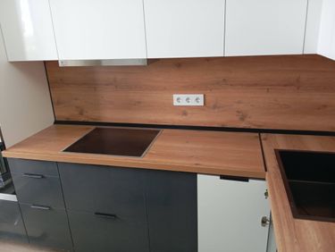 Установка и подключение электрической варочной поверхности Установка столешницы ДСП Установка и подключение врезной мойки