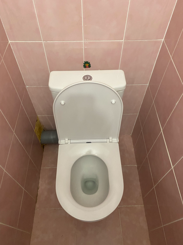 Установка напольного унитаза