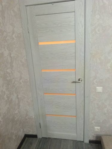 Установка дверного наличника