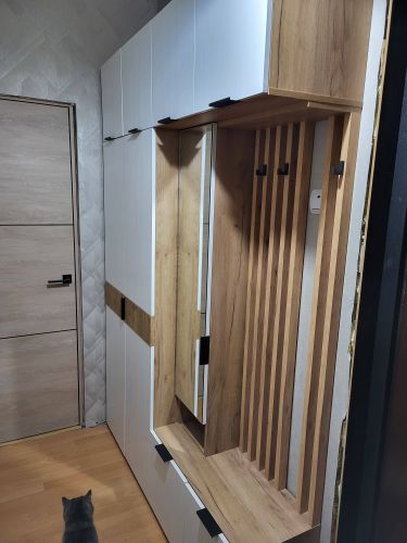 Сборка прихожей