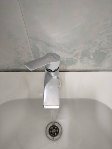 Установка смесителя (на готовые коммуникации)